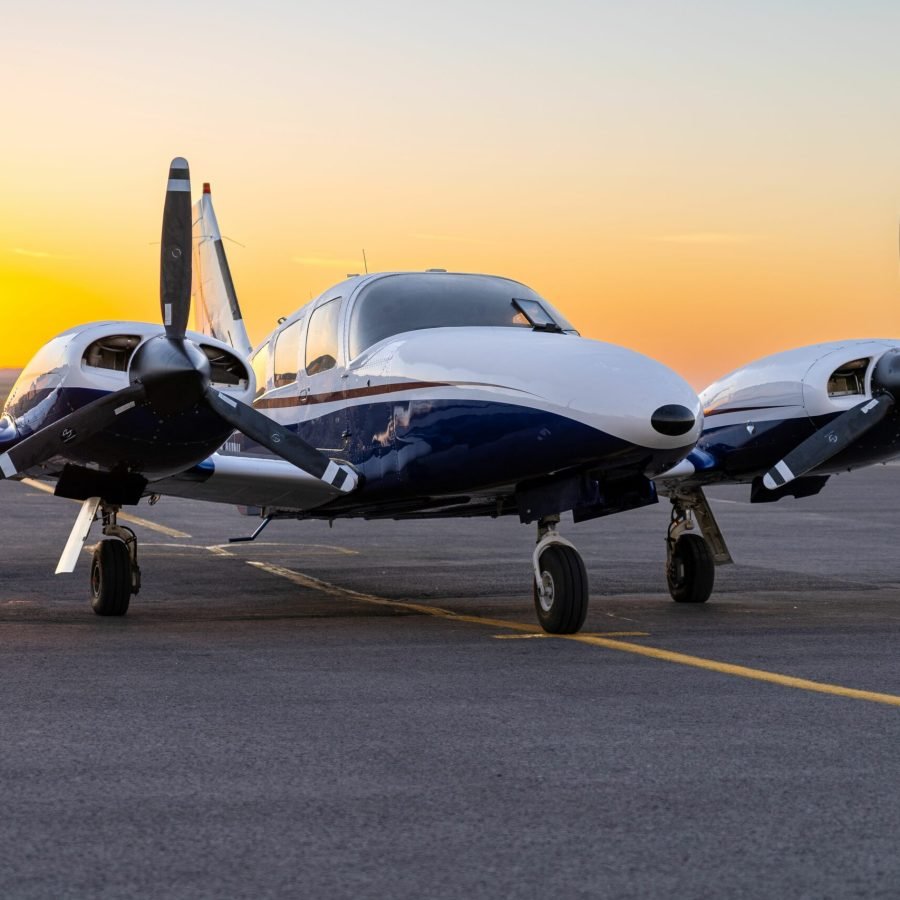 2022 Diamond DA40 photo 2