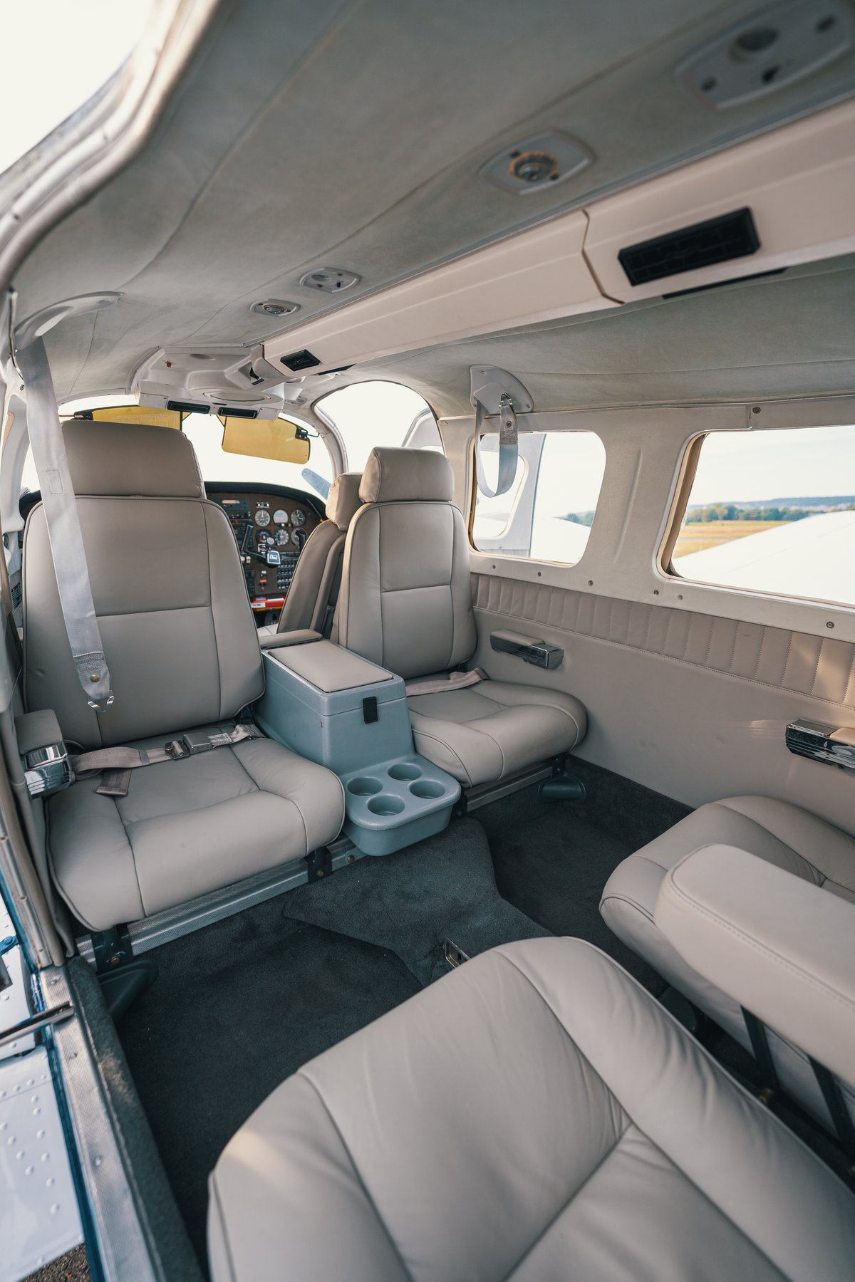2022 Diamond DA40 photo 3