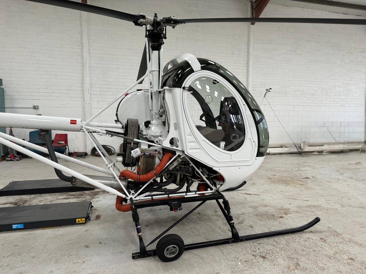 2006 Schweizer 300CBi photo 4