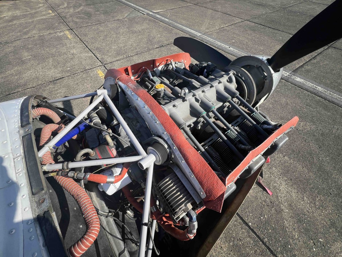 1984 Piper PA28-236 Dakota photo 2