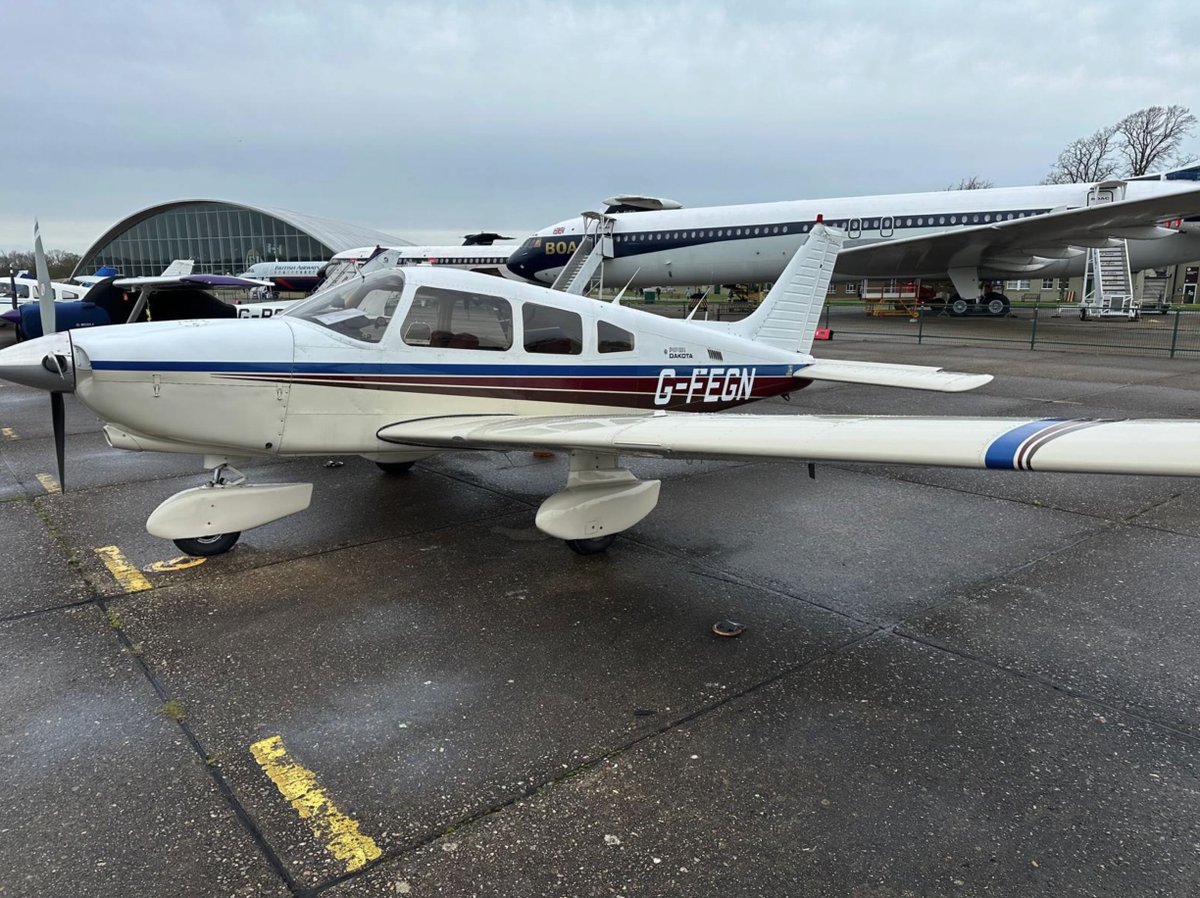 1984 Piper PA28-236 Dakota photo 3