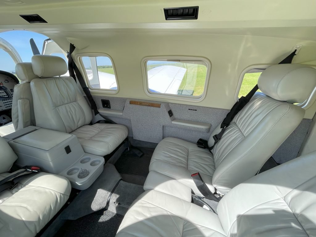 2007 Piper Seneca V photo 7