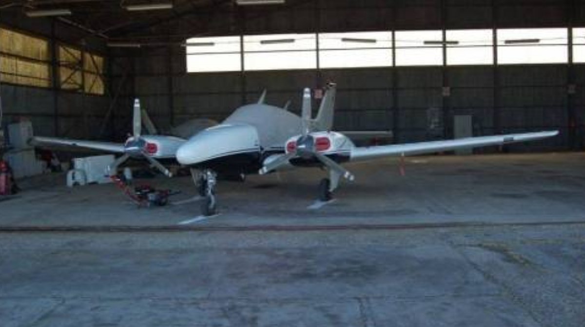 1968 Beechcraft B55 Baron photo 6