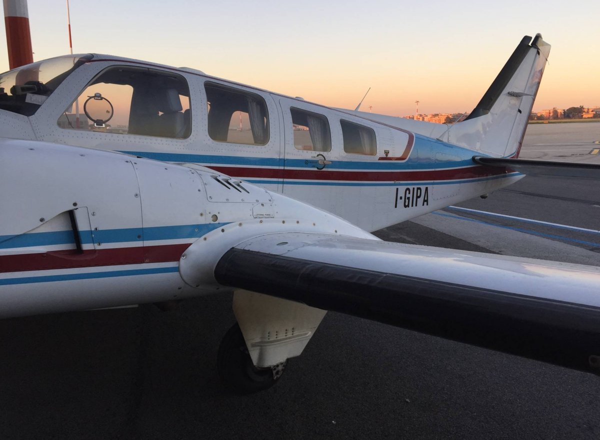 1978 Beechcraft 58P Baron photo 8