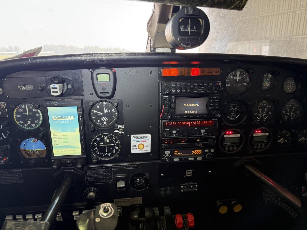 1980 Partenavia P.68C-TC photo 8