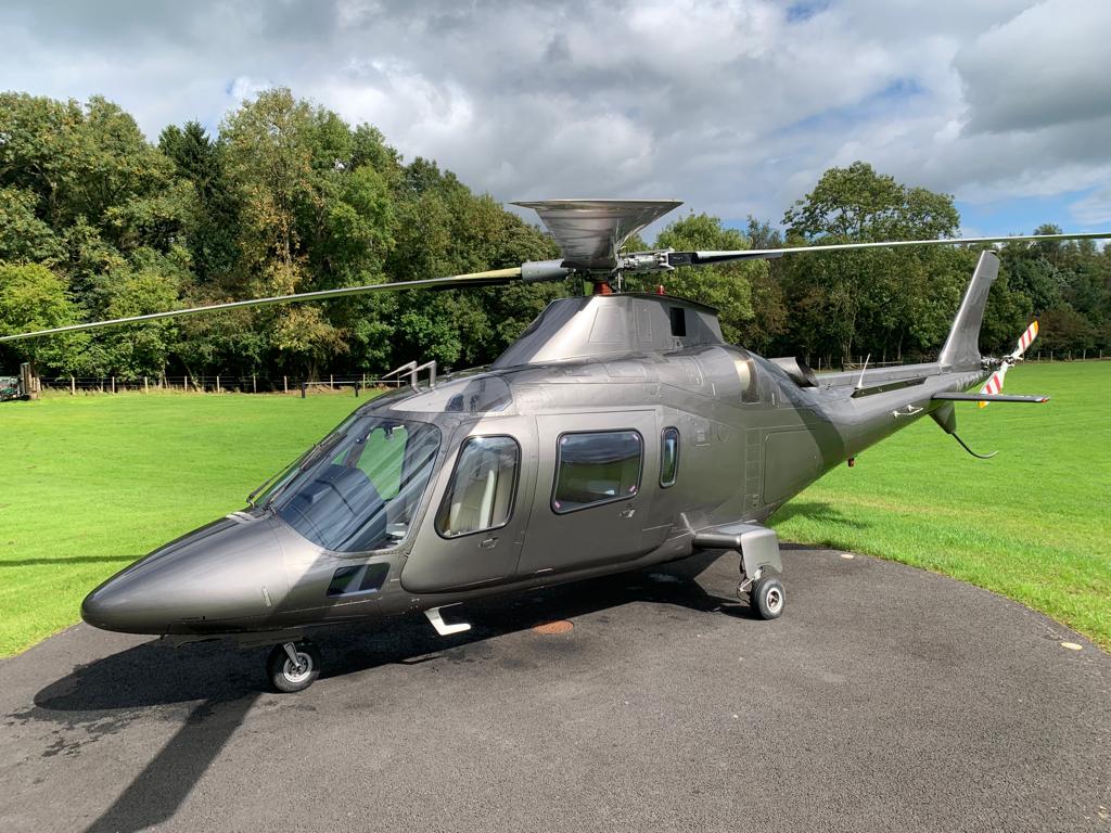 2001 Leonardo A109E Power photo 2