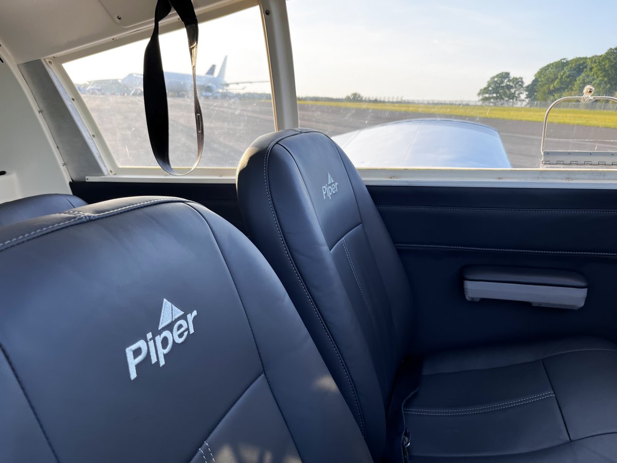 1971 Piper PA-28-140 photo 6