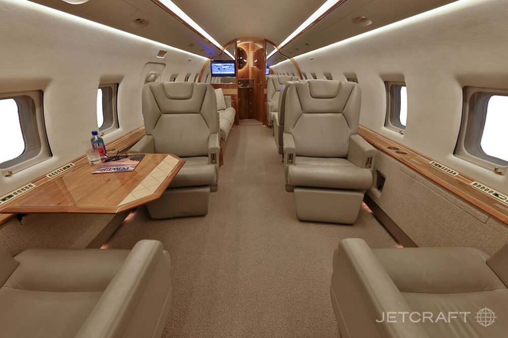 2000 Bombardier Challenger 604 photo 3