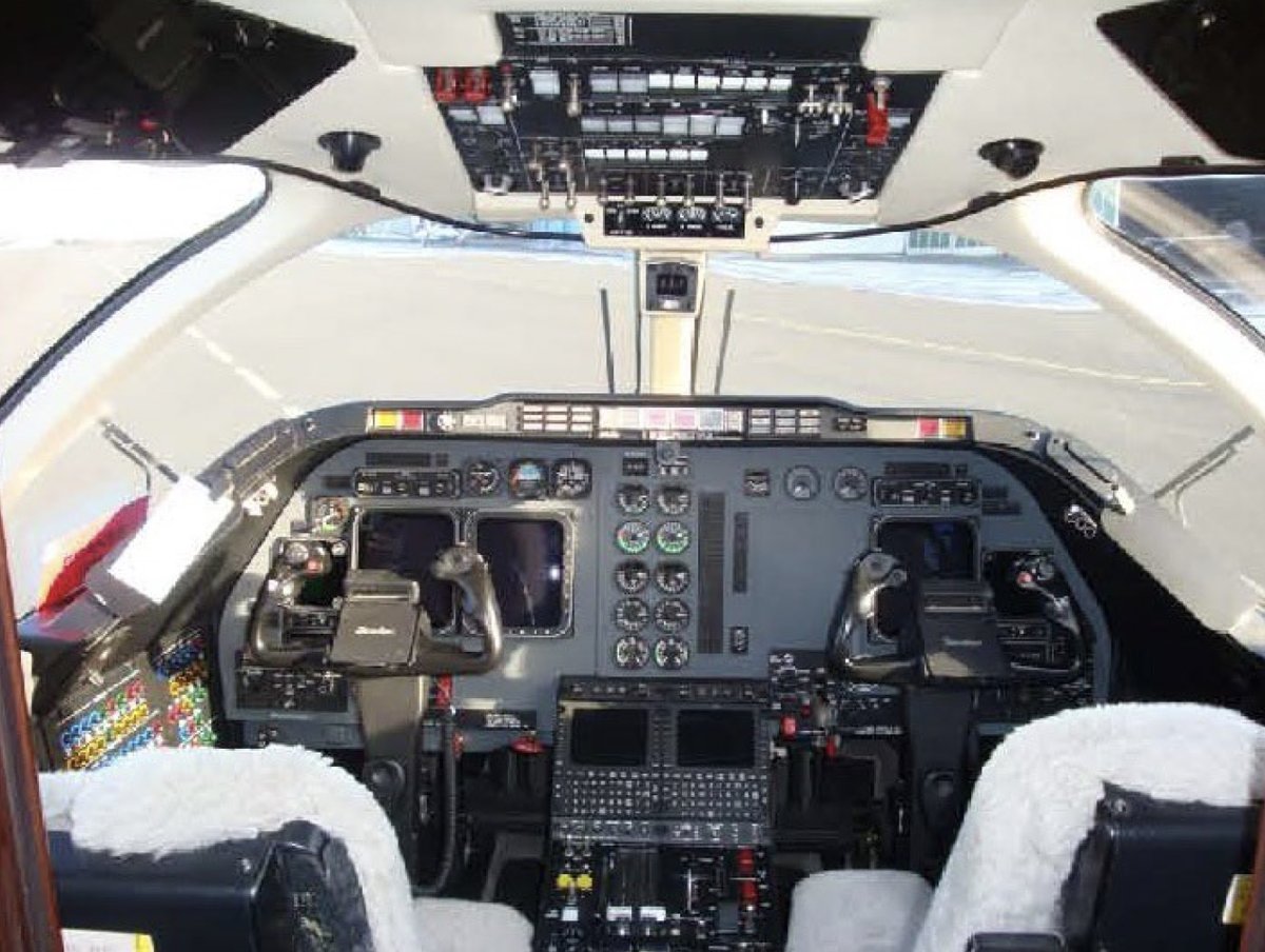2007 Hawker 400XP photo 5