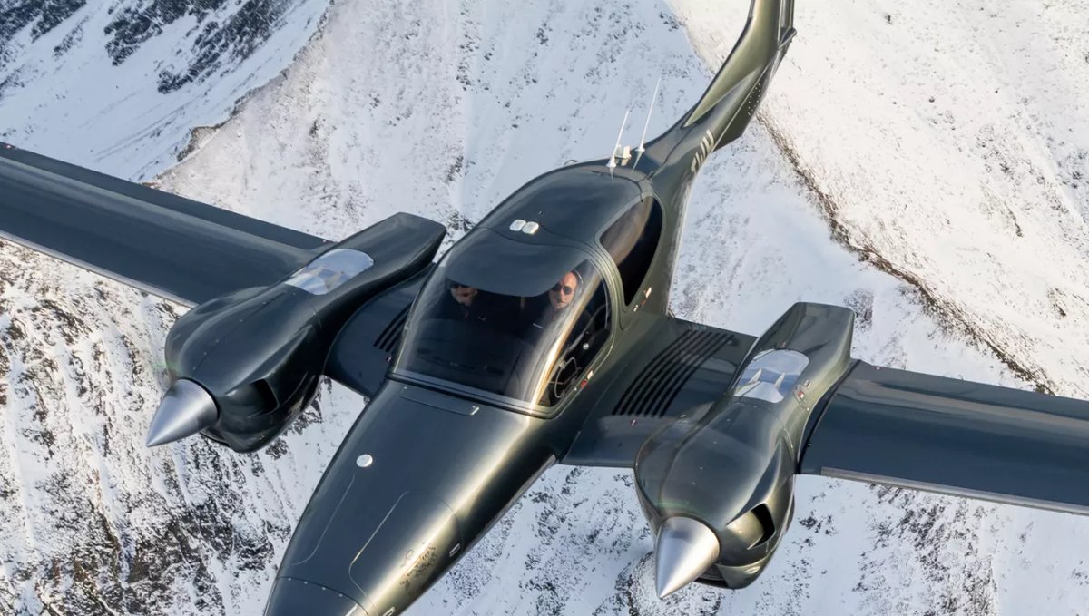 Diamond DA42-VI photo 4
