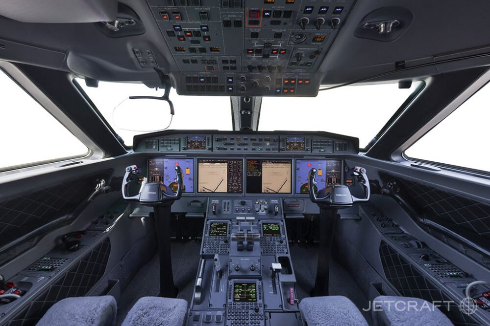 2013 Gulfstream G650ER photo 2