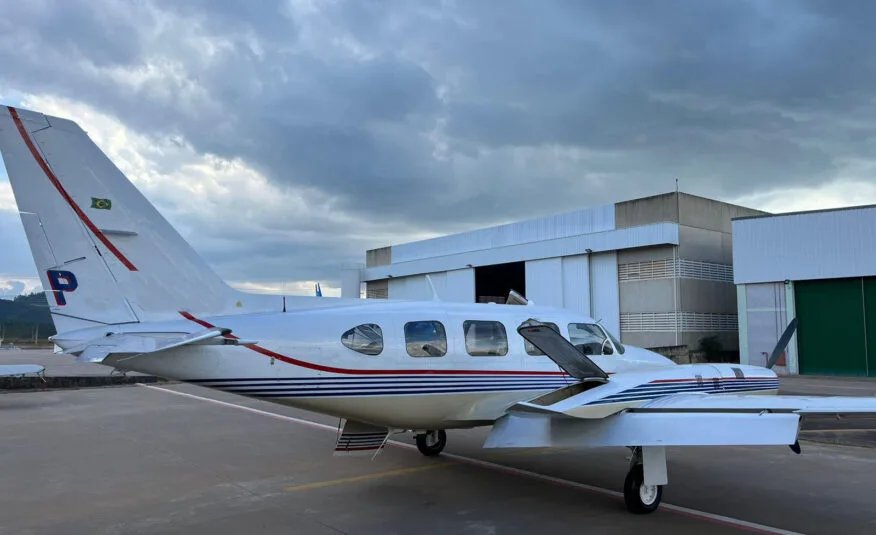 1975 Piper Navajo PA-31-325 photo 3
