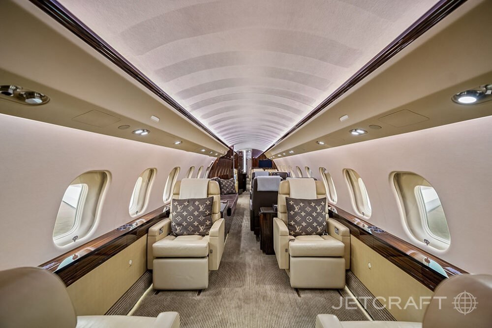 2013 Bombardier Global 6000 photo 3