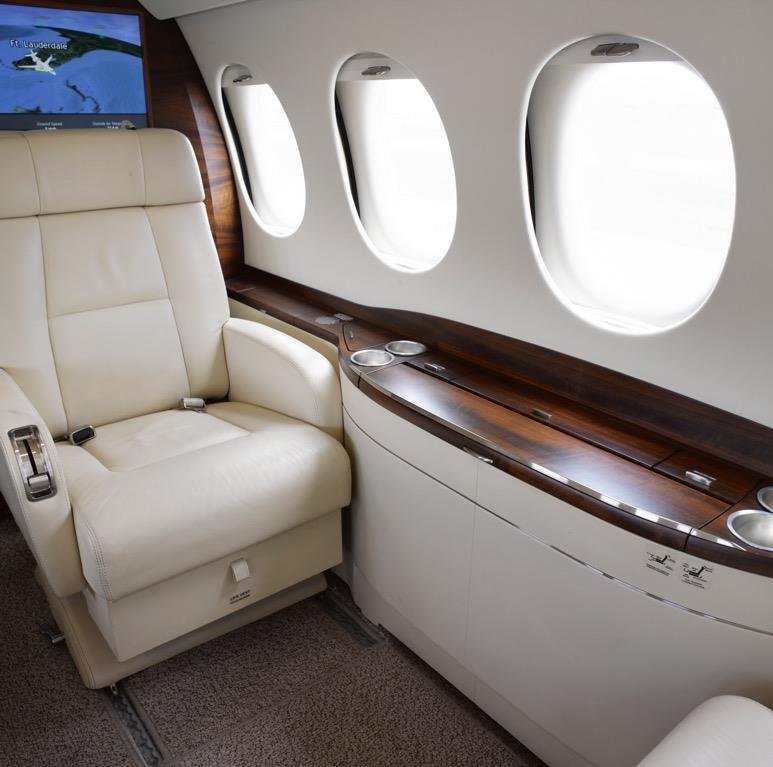 2012 Dassault Falcon 7X photo 5
