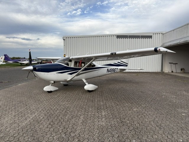 2006 Cessna 182T photo 2