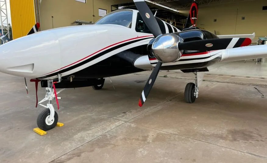 1987 Beechcraft Baron B58 photo 5