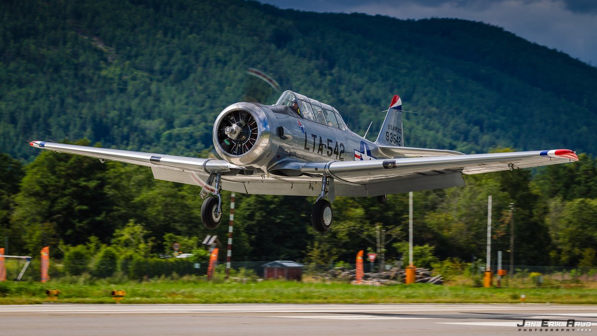 1952 Canadian Car and Foundry Harvard T-6 MK 4 photo 6