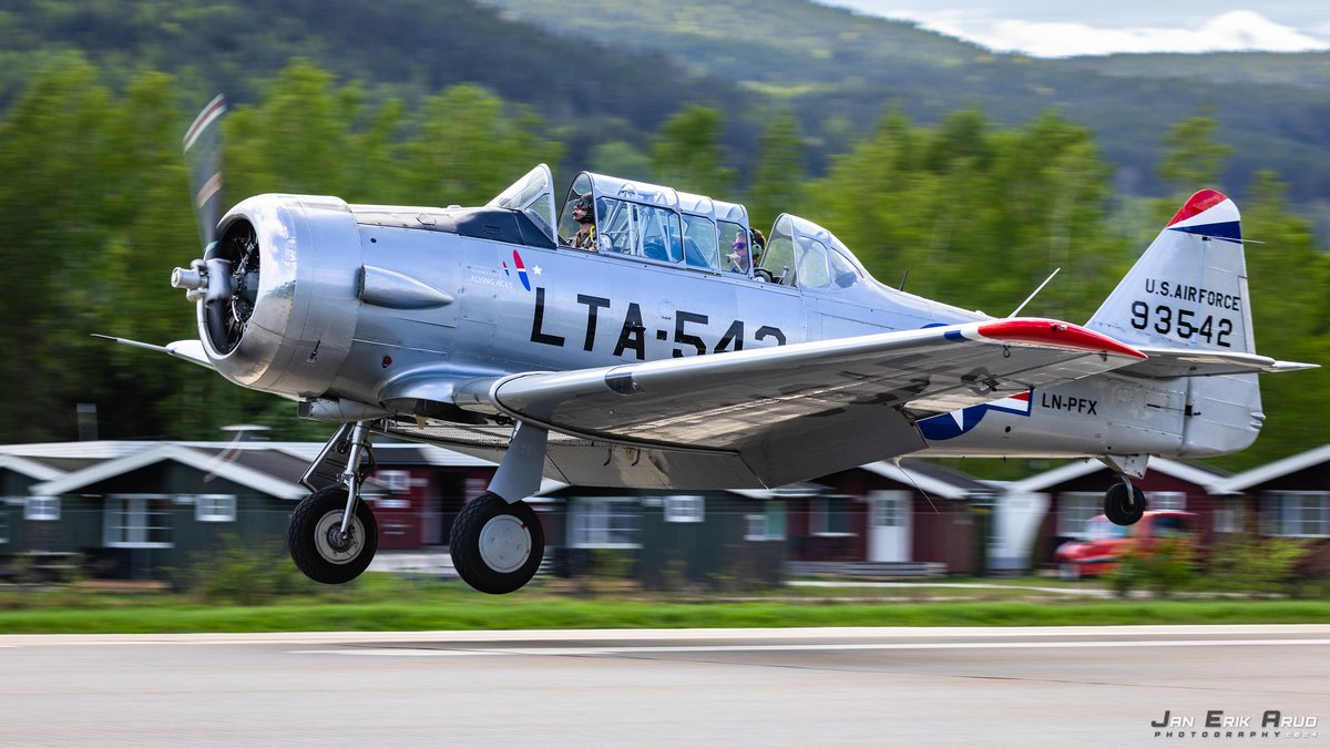 1952 Canadian Car and Foundry Harvard T-6 MK 4 photo 8