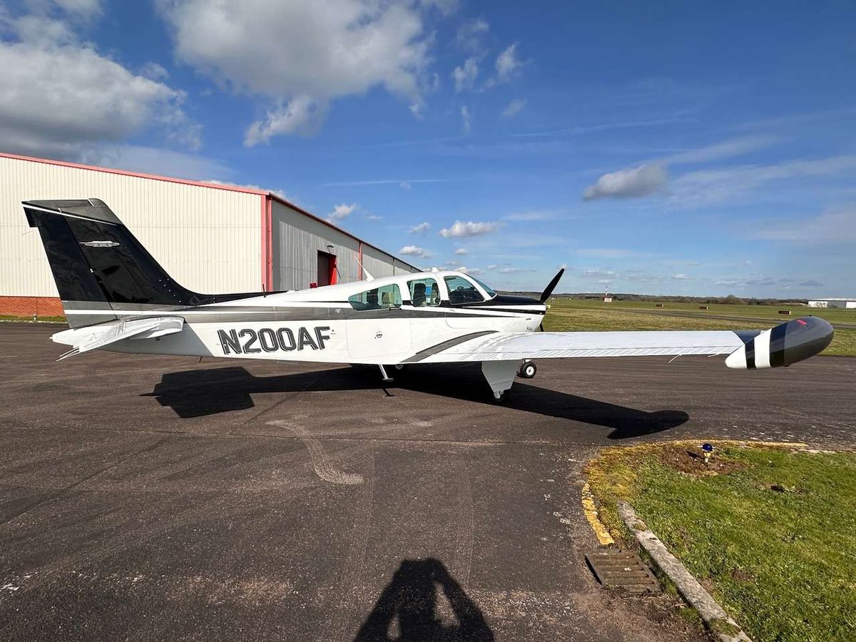 1991 Beech F33A Bonanza photo 5