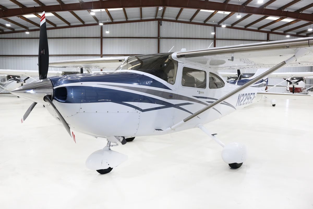 2007 Cessna T182T photo 2