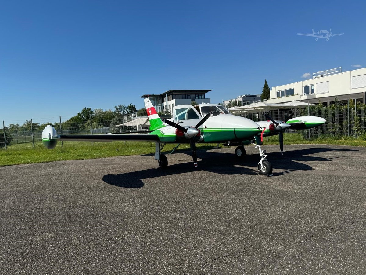 1961 Cessna 310F photo 1
