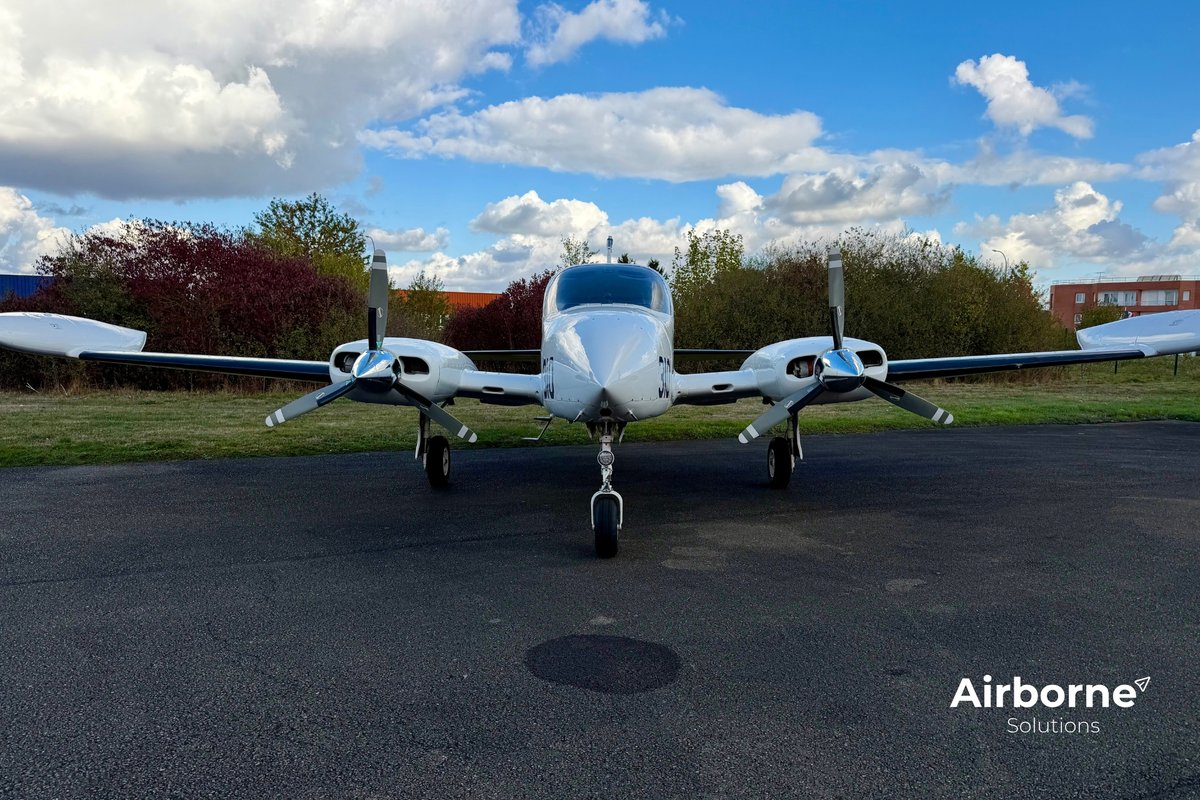 1976 Cessna 310R photo 3