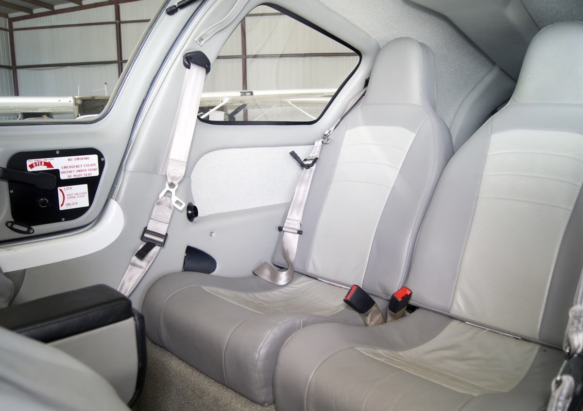 2006 Cessna 400 photo 6
