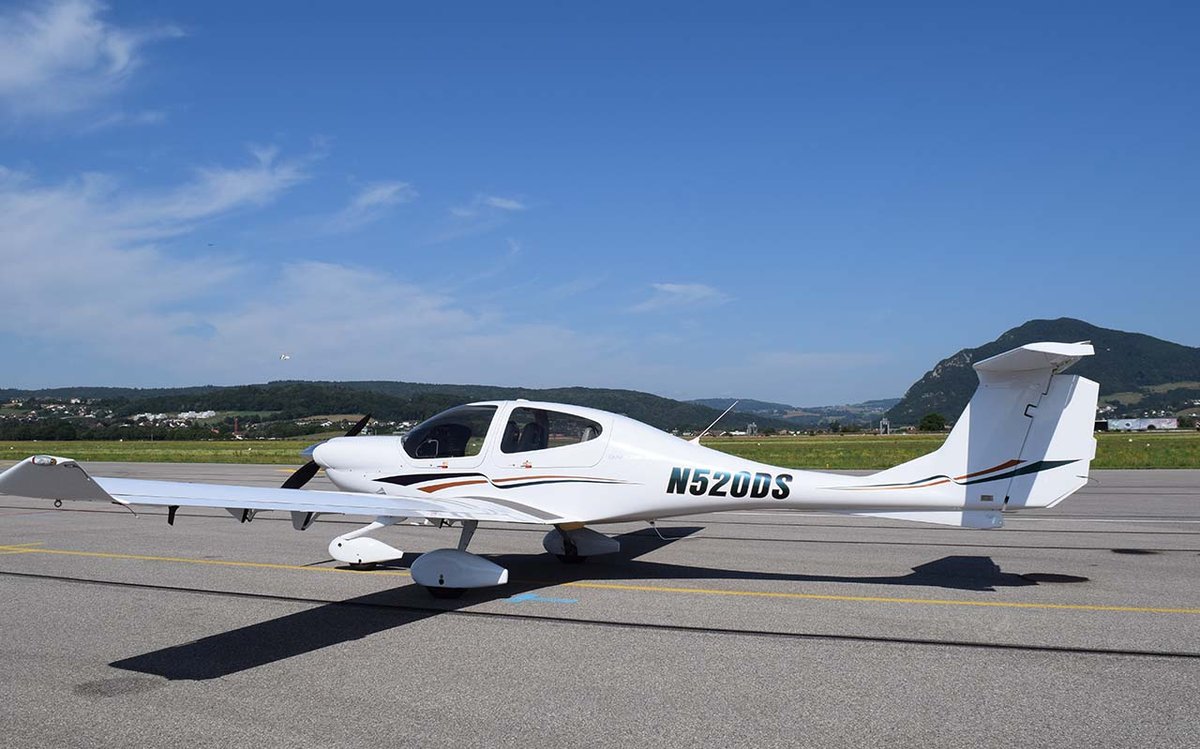 2006 Diamond DA40 Star 180 photo 2