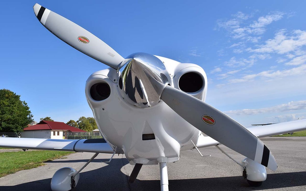 2006 Diamond DA40 Star 180 photo 5