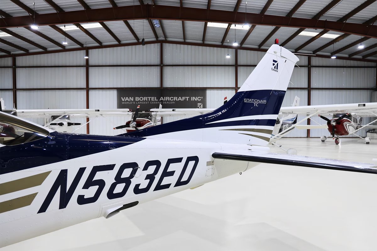 2005 Cessna T206H photo 4
