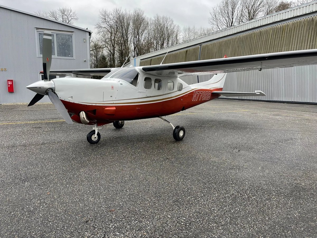 1983 Cessna P-210 Turbine Silver Eagle photo 2