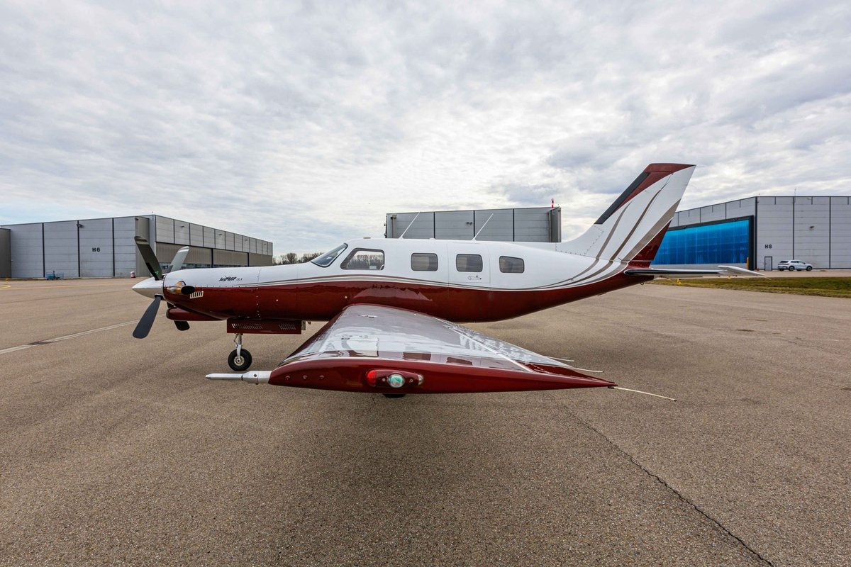 1996 Piper PA-46 Jetprop DLX photo 3