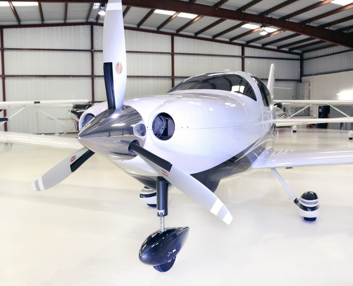 2014 Cessna T240 photo 3