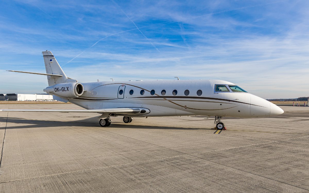 2011 Gulfstream G200 photo 2