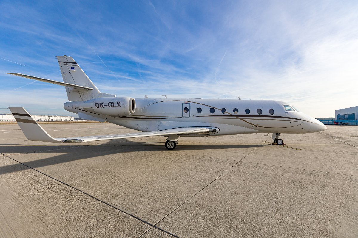 2011 Gulfstream G200 photo 3