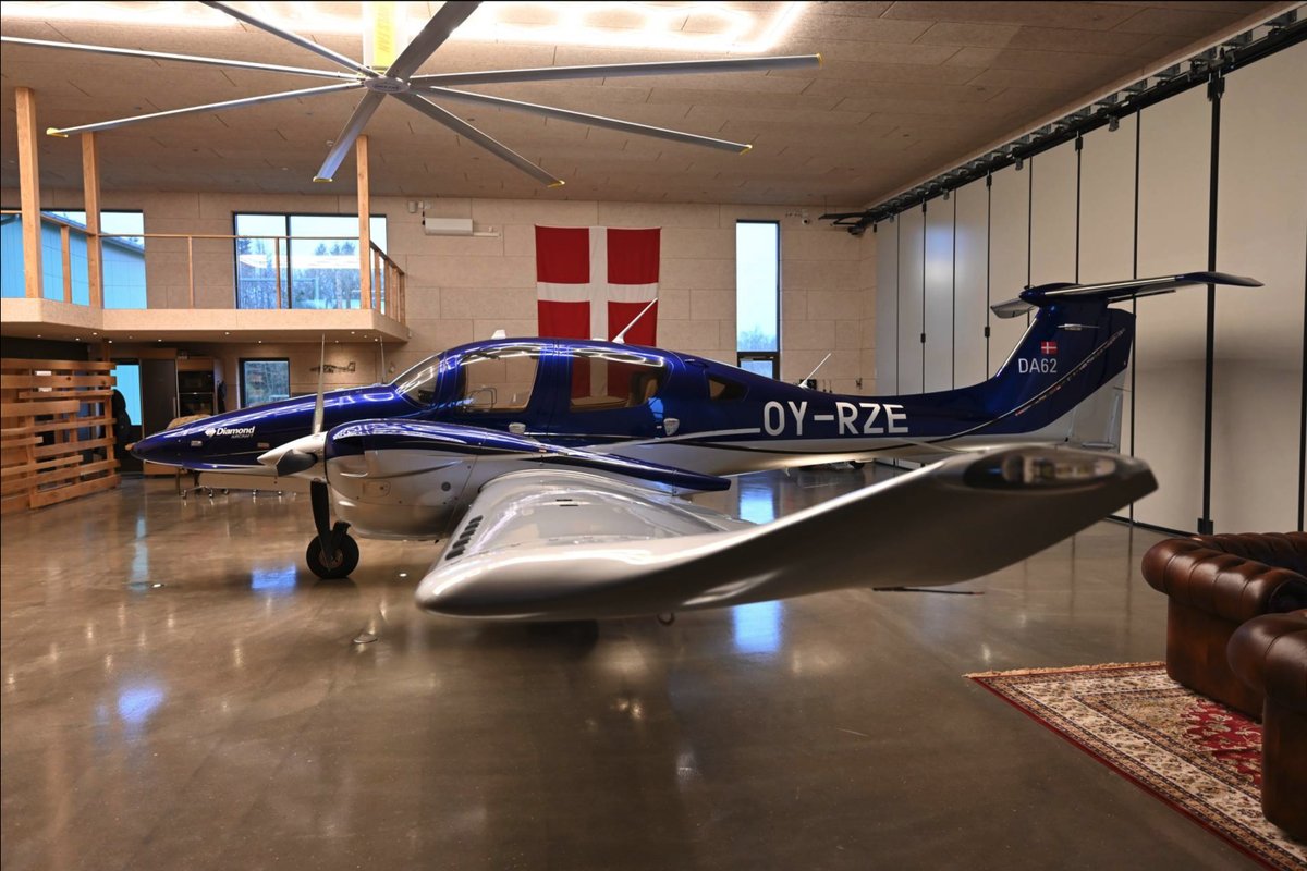 2023 Diamond DA62 photo 6