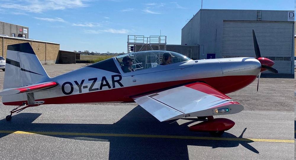 1997 Extra 200 Rebuilt photo 2