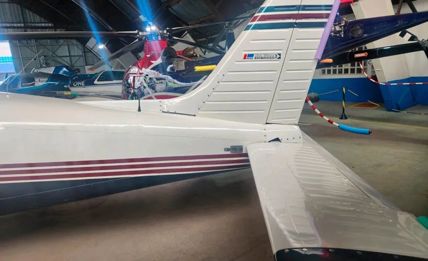 1975 Embraer EMB-711C photo 8