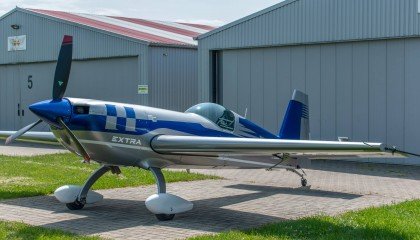 2016 Extra 300SC photo 2