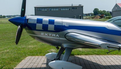 2016 Extra 300SC photo 5