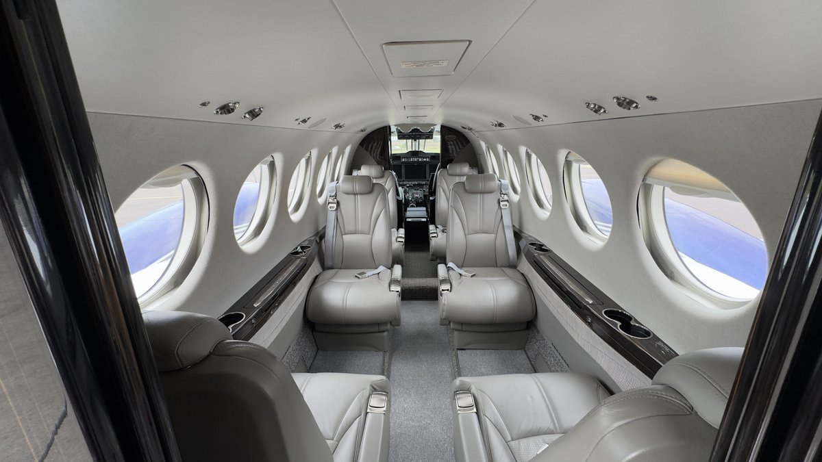 2022 Textron Aviation King Air 260 photo 4
