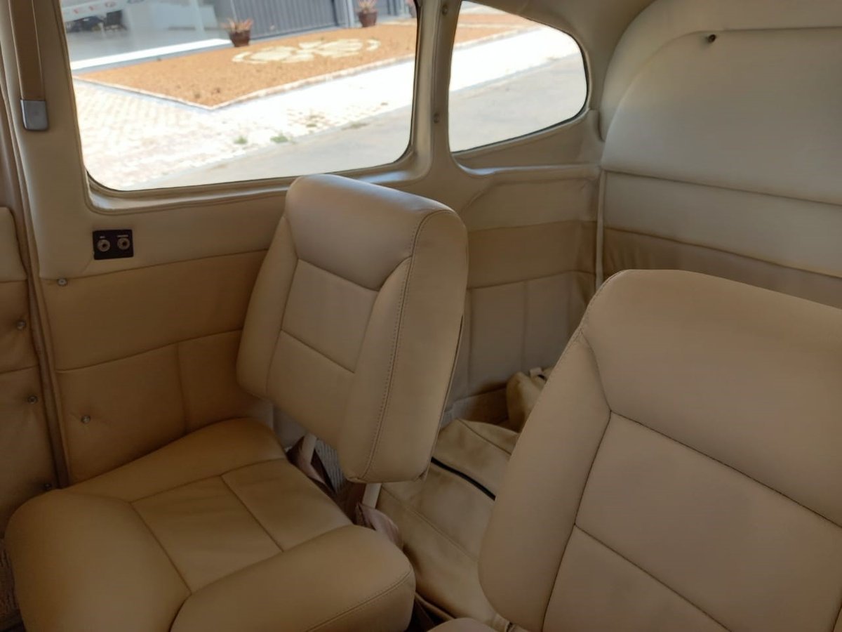 1980 Cessna 185F photo 3