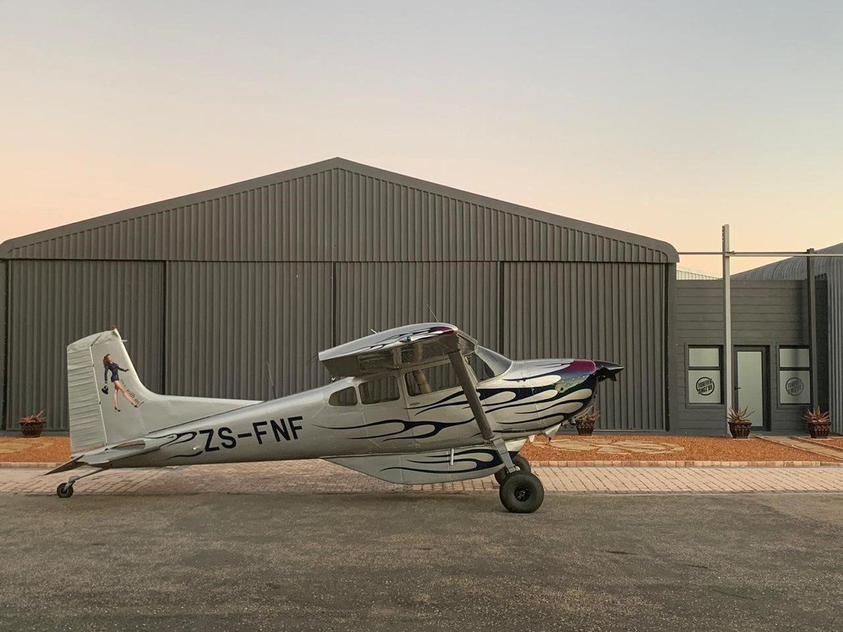 1980 Cessna 185F photo 7