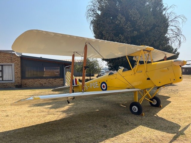 1943 De Havilland DA-82A Tiger Moth