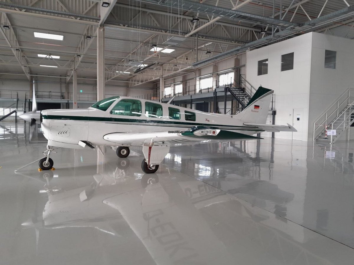 Beechcraft Bonanza A36