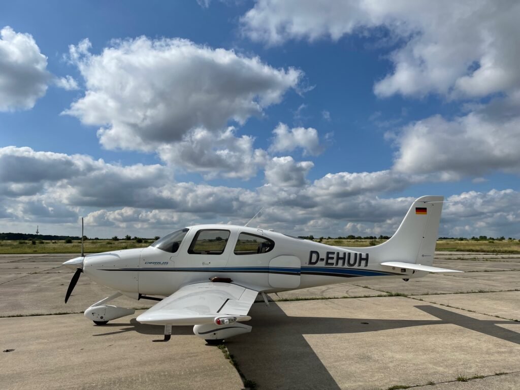 1999 Cirrus SR20 G1