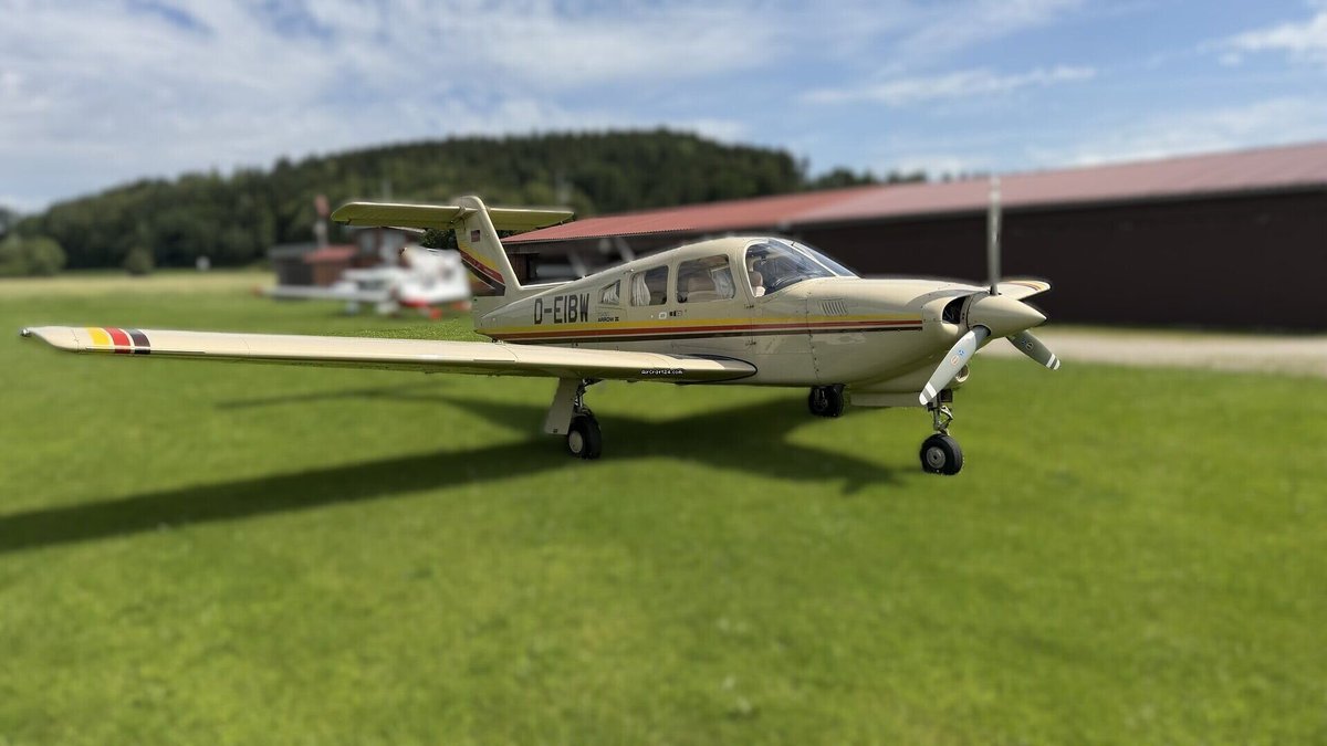 Piper PA28R-201T