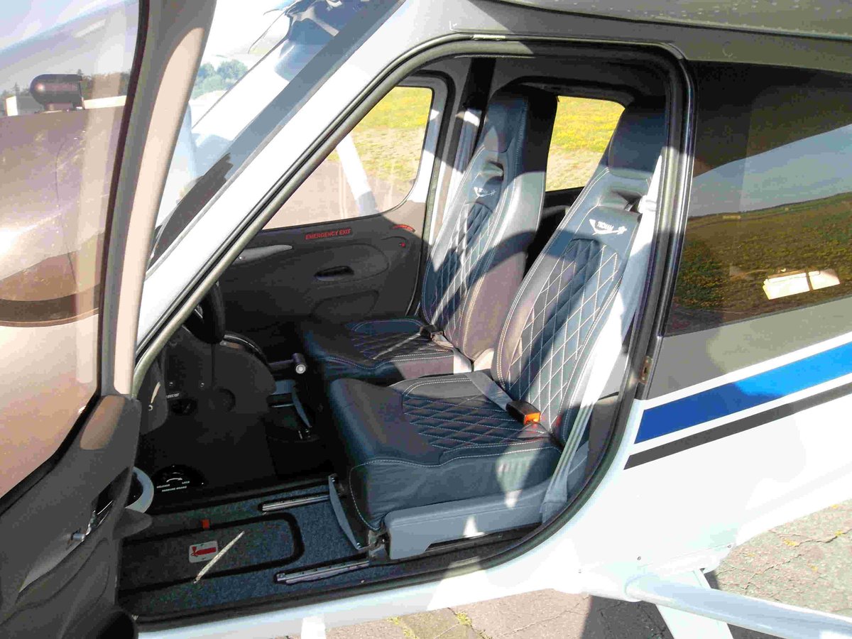 Tecnam - P2010 Tecnam      P2010