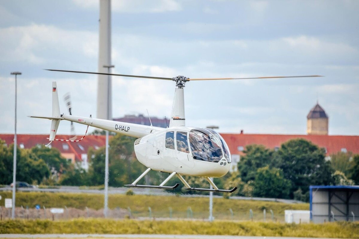 Robinson R44