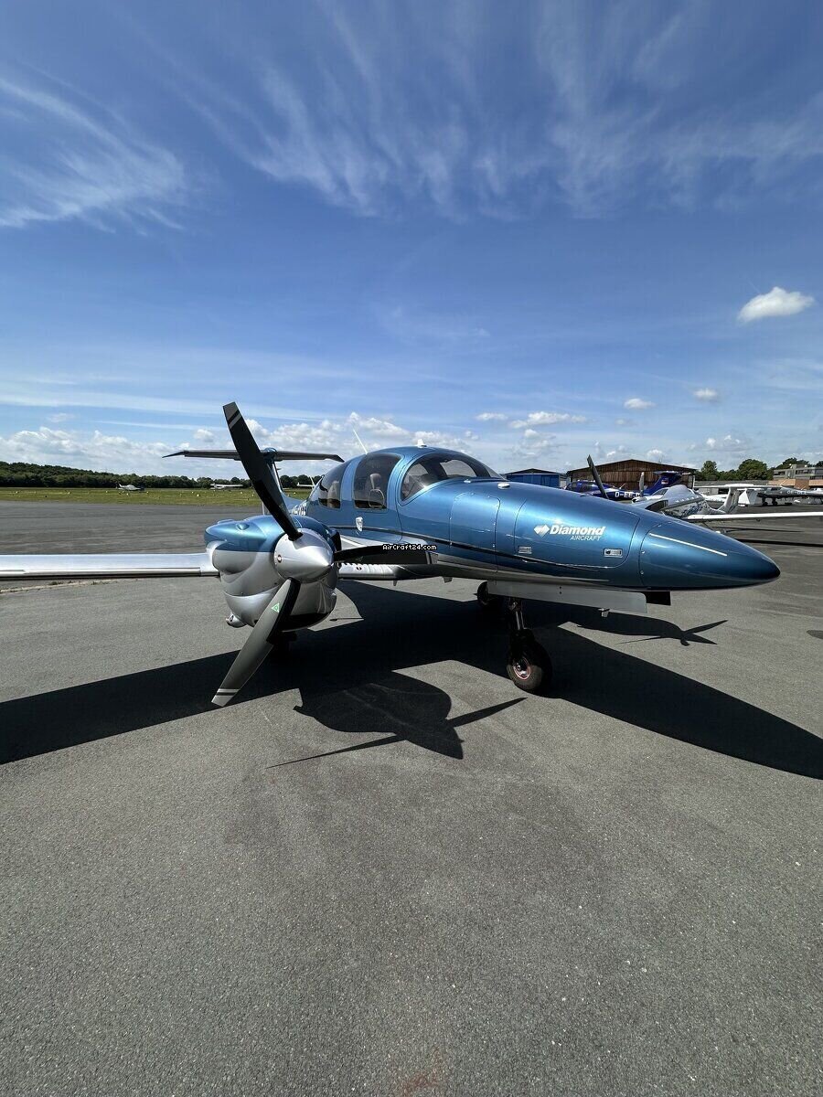 Diamond DA62